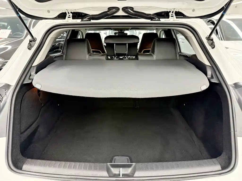Mercedes-Benz GLA — миниатюра 19