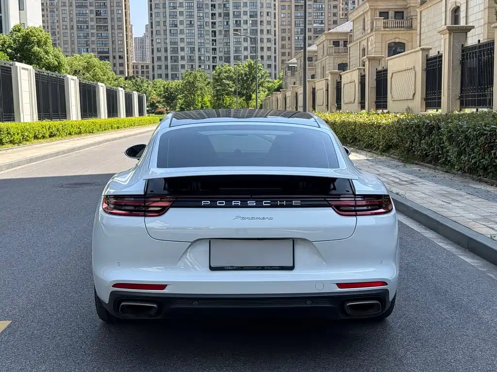 Porsche Panamera — миниатюра 5
