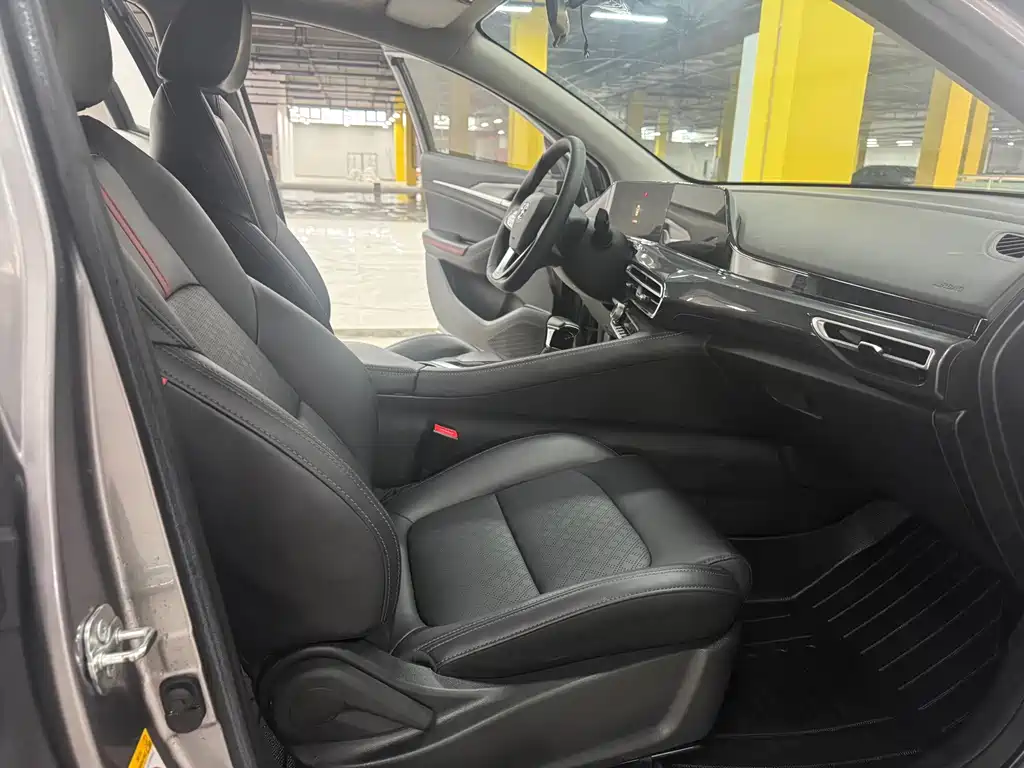 Changan Eado — миниатюра 8