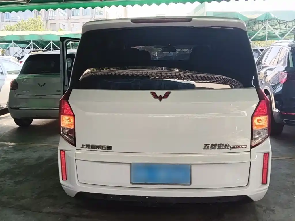 Wuling Hongguang PLUS — миниатюра 6