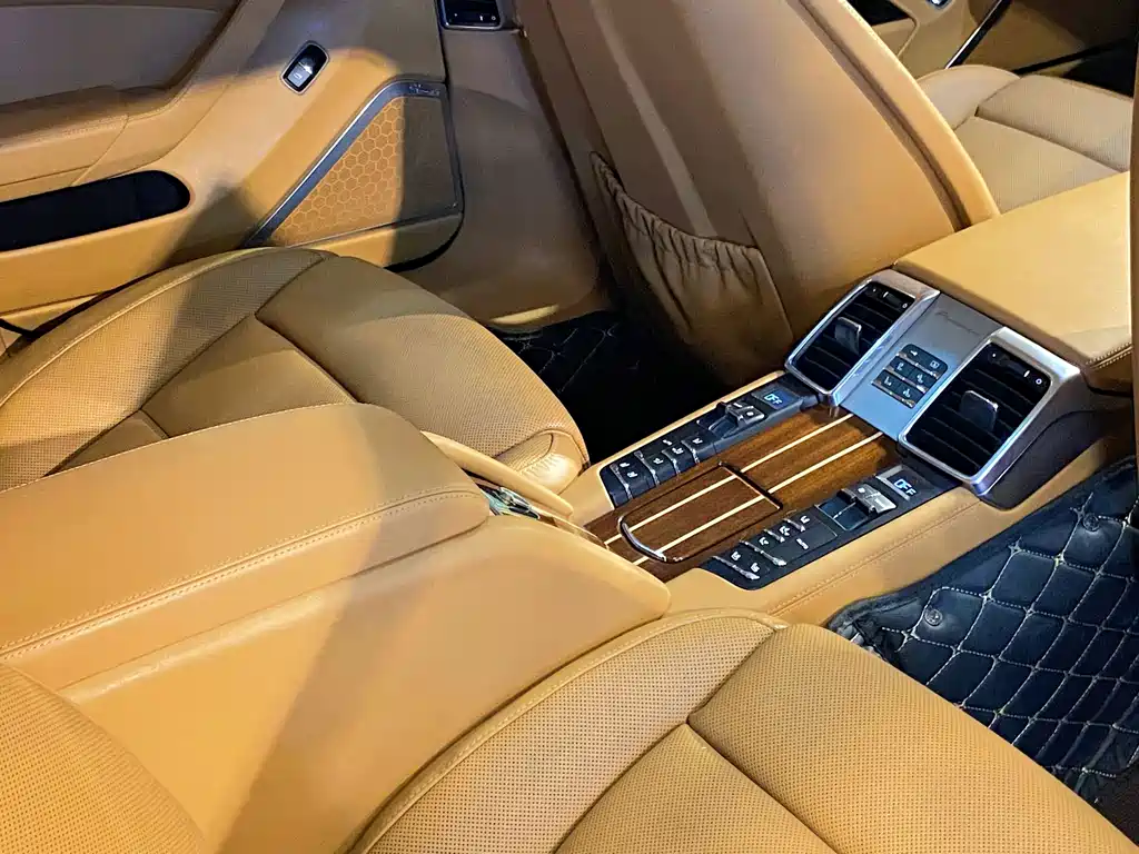 Porsche Panamera — миниатюра 33