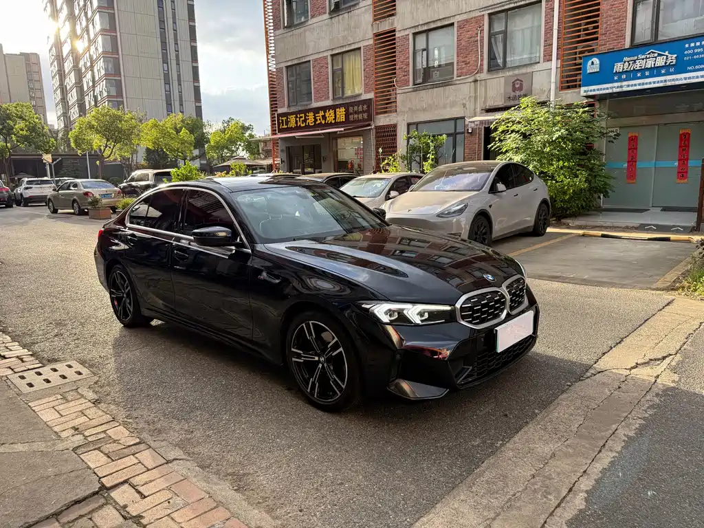BMW 3 Series — миниатюра 3