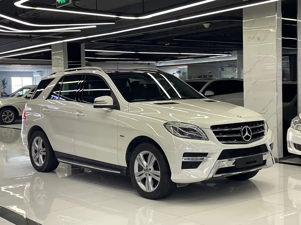 Mercedes-Benz M-Class — миниатюра 3