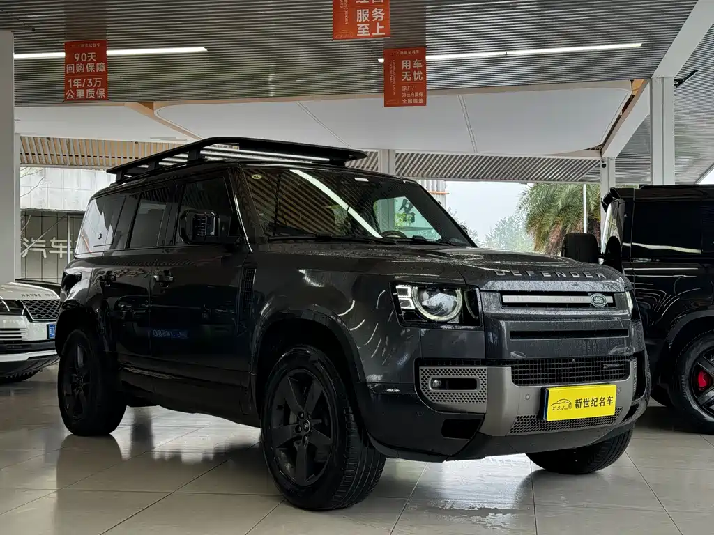 LAND ROVER  DEFENDER