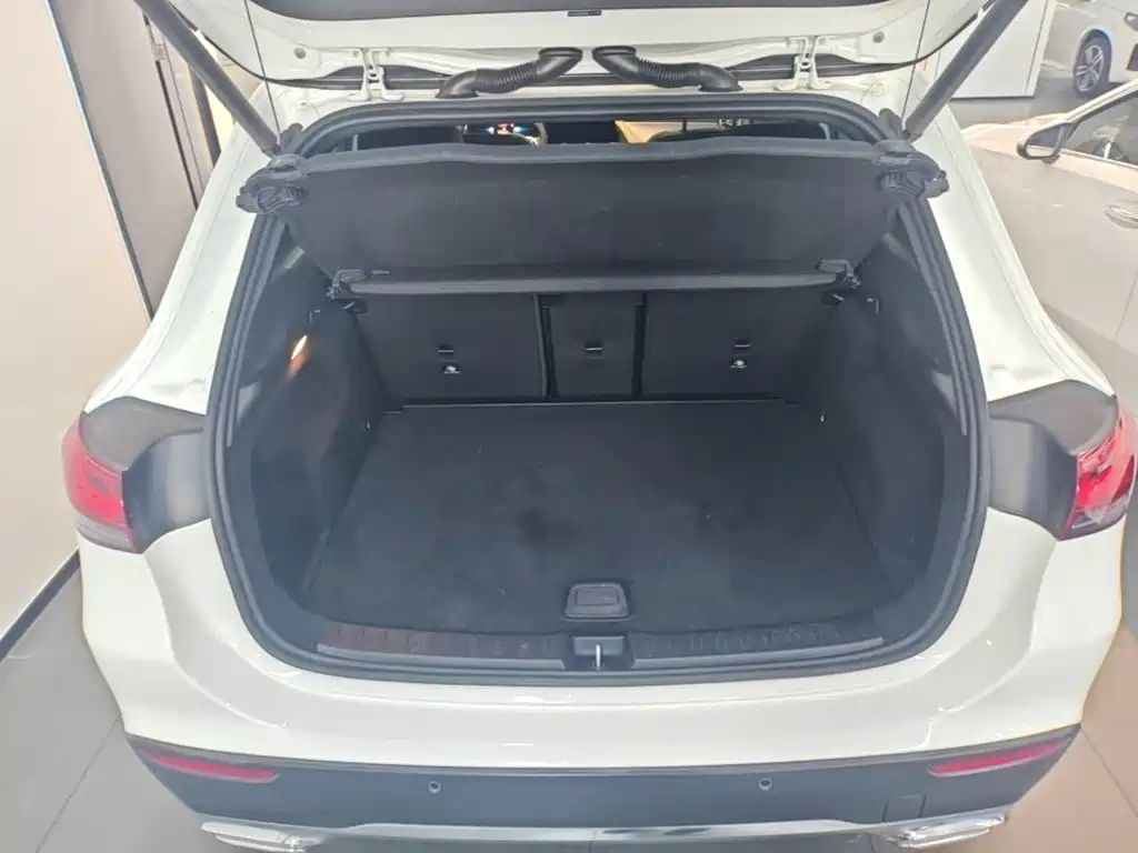 Mercedes-Benz GLA — миниатюра 19