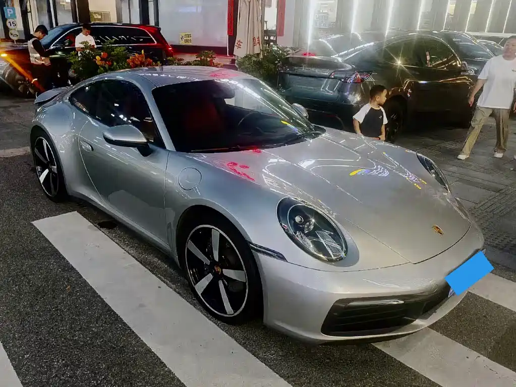 Porsche 911 2023 Carrera 3.0T