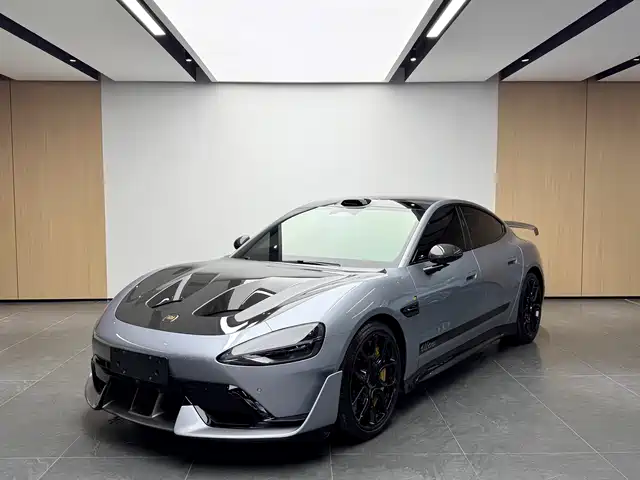 XIAOMI CAR XIAOMI SU7 ULTRA 2025