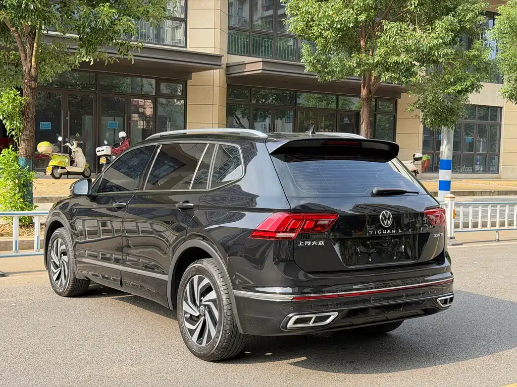 Volkswagen Tiguan L — миниатюра 9