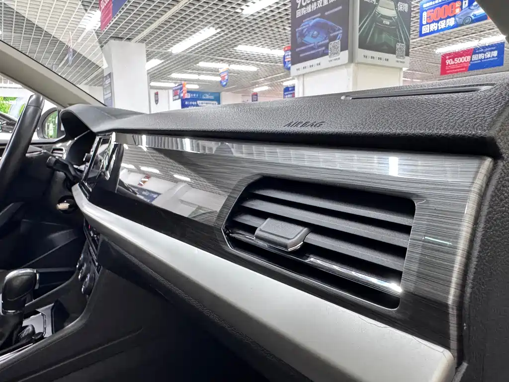 Volkswagen Lavida Pure Electric — миниатюра 9
