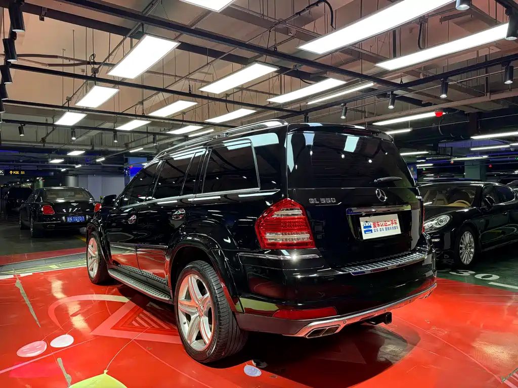 Mercedes-Benz GL 2010 GL 550 4MATIC