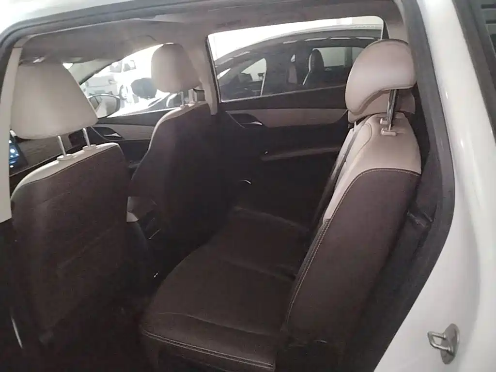 BYD MAX New Energy — миниатюра 17