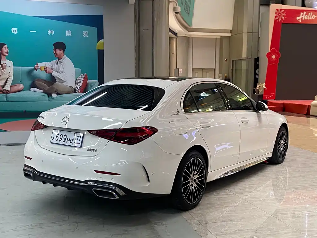 Mercedes-Benz C-Class — миниатюра 14