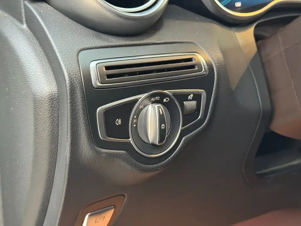 Mercedes-Benz GLC — миниатюра 17