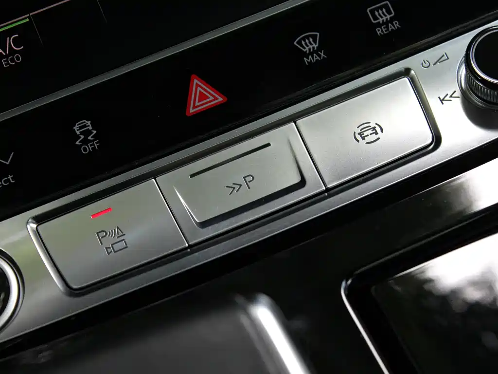 Audi Q8 — миниатюра 19
