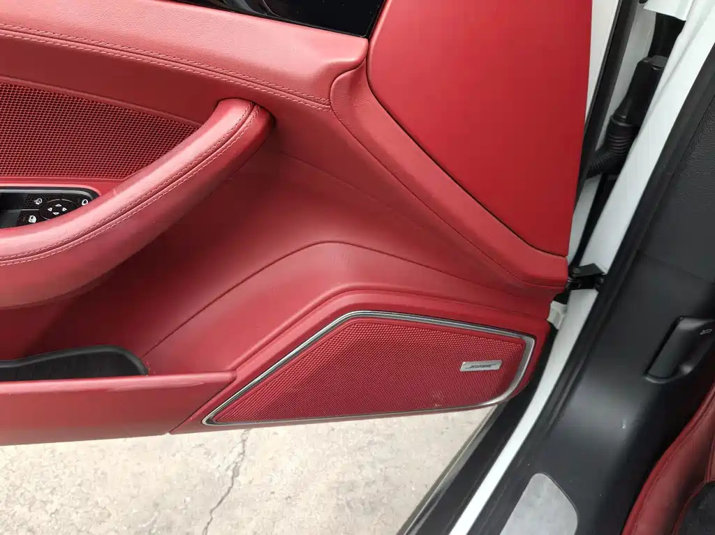 Porsche Panamera — миниатюра 12