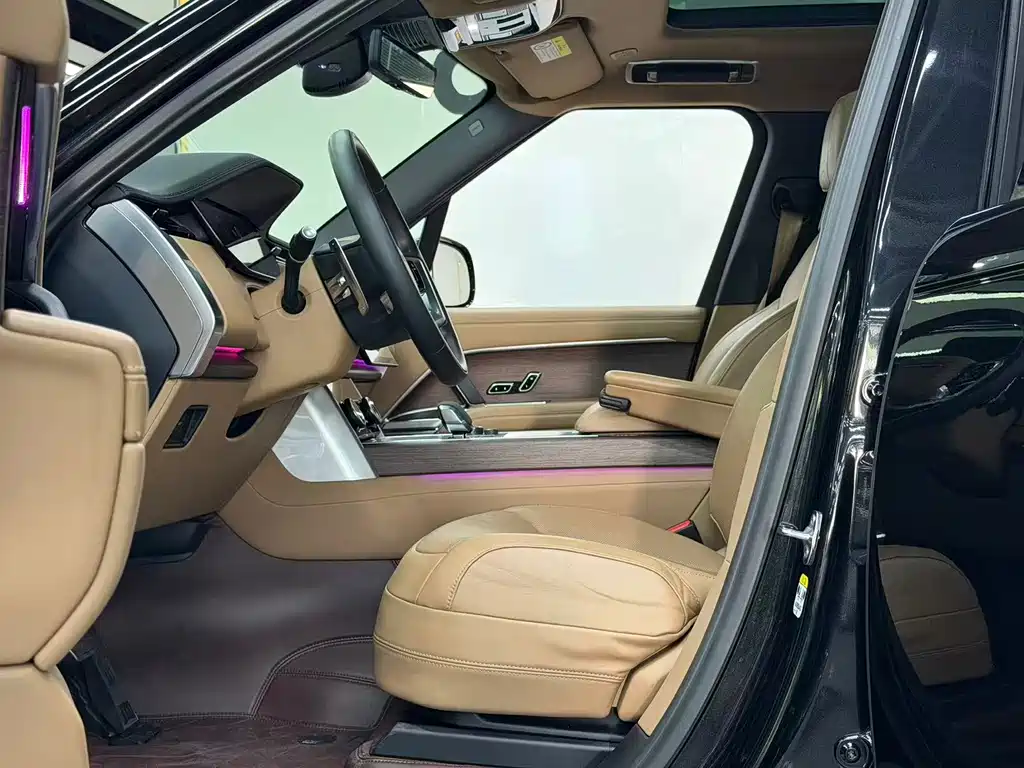 Land Rover Range Rover — миниатюра 6