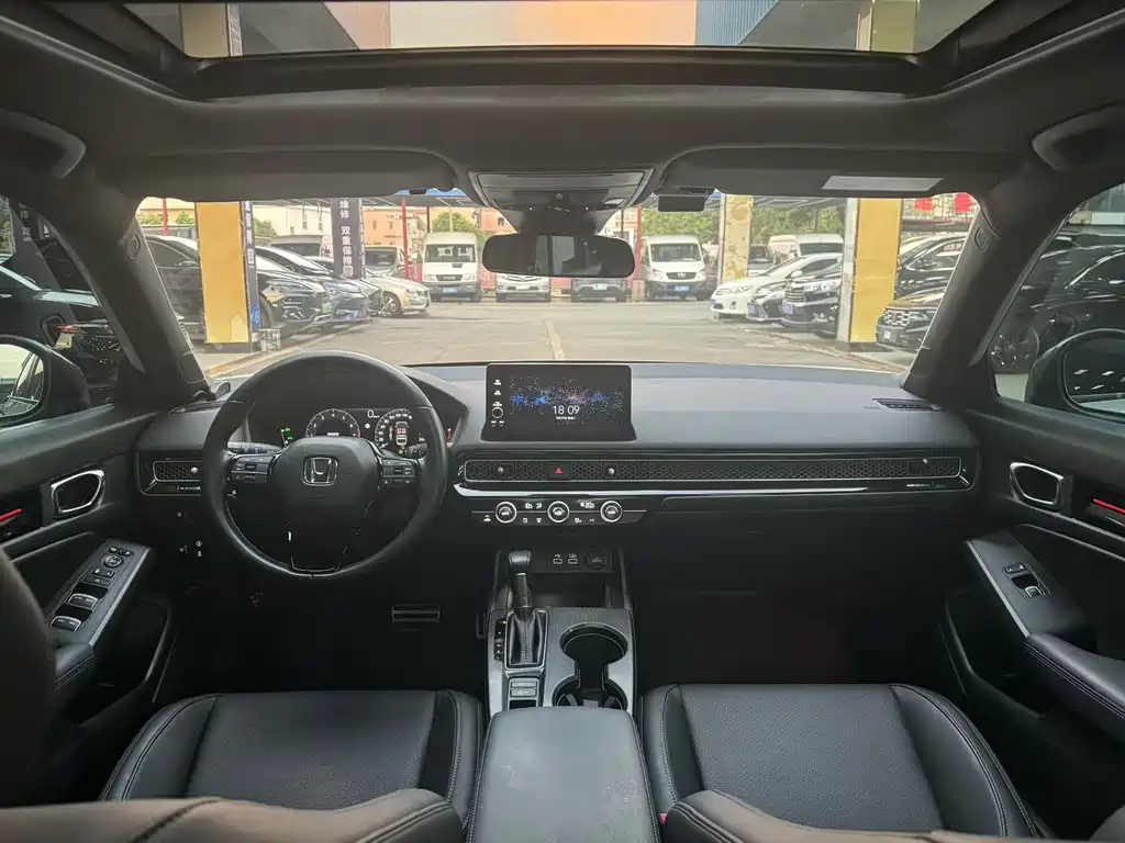 Honda Civic — миниатюра 5