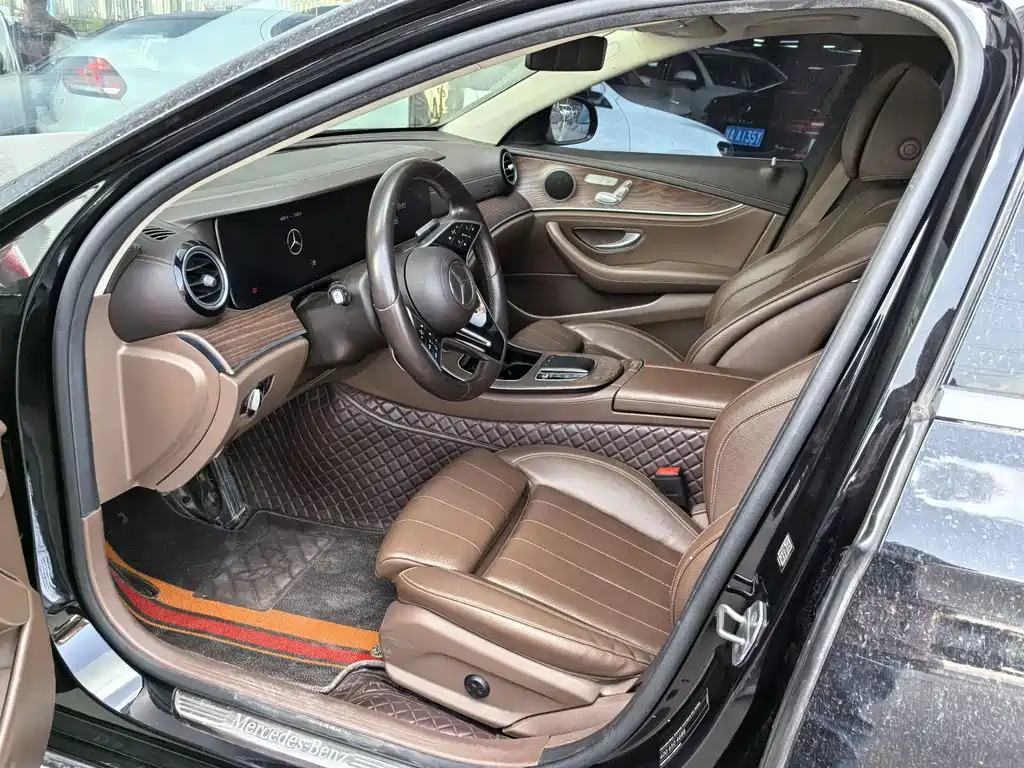 Mercedes-Benz E-Class E 2022 E 300 L Fashion