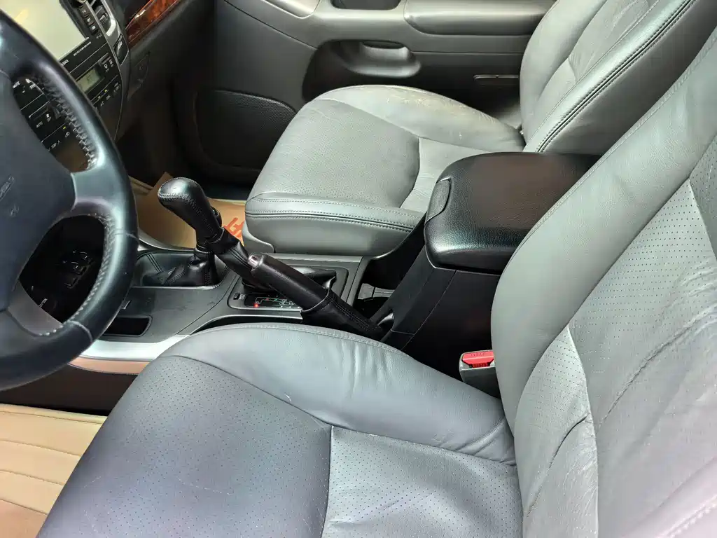 Toyota Prado — миниатюра 12