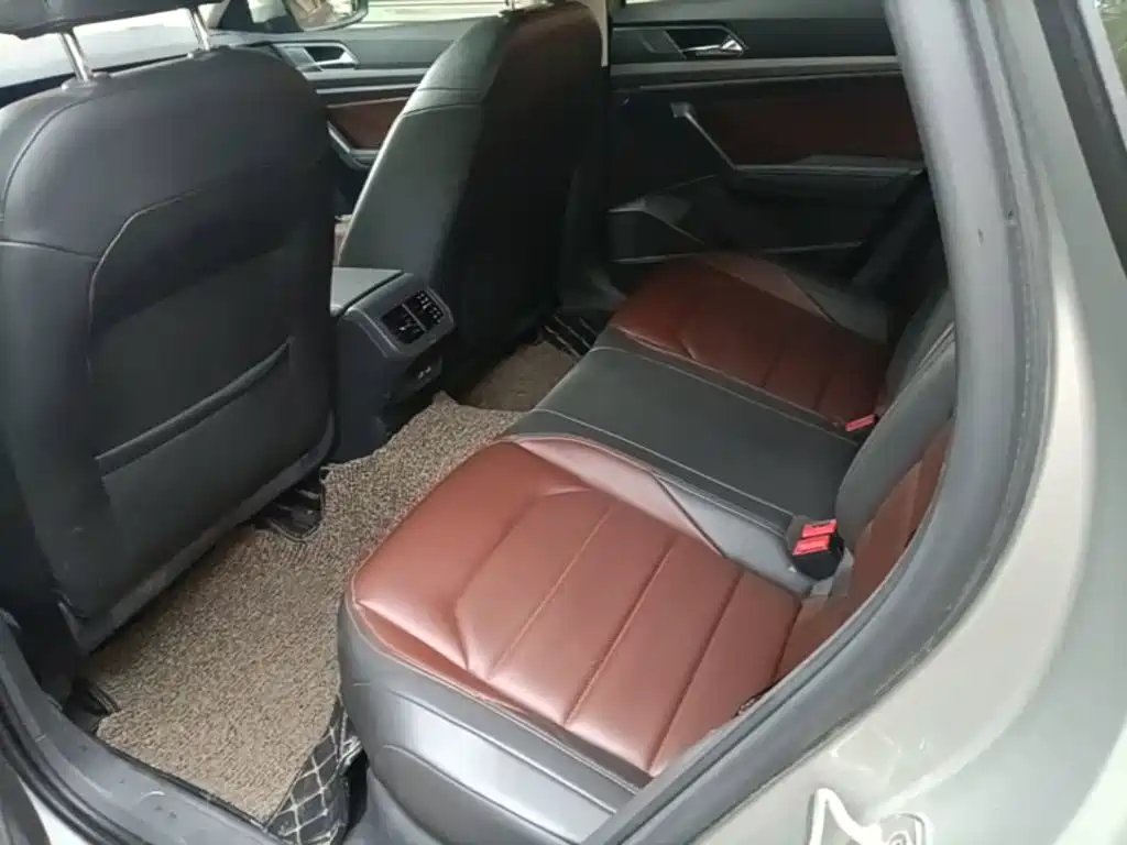 Volkswagen Lavida — миниатюра 17
