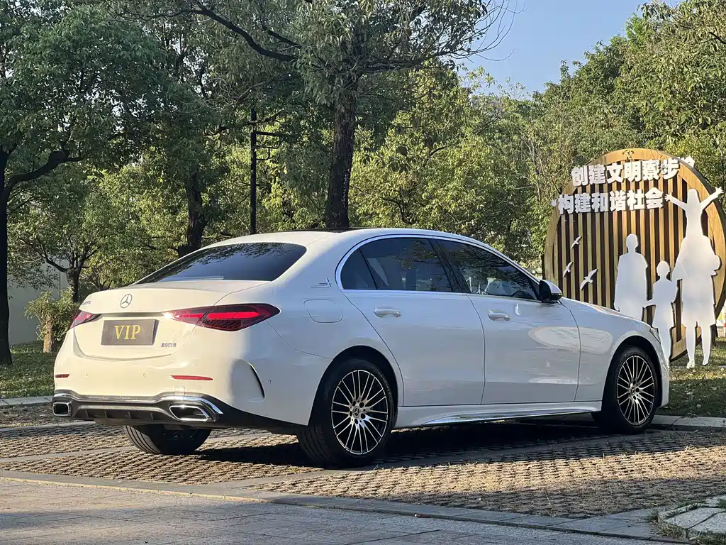 Mercedes-Benz C-Class 2023 — фото 14