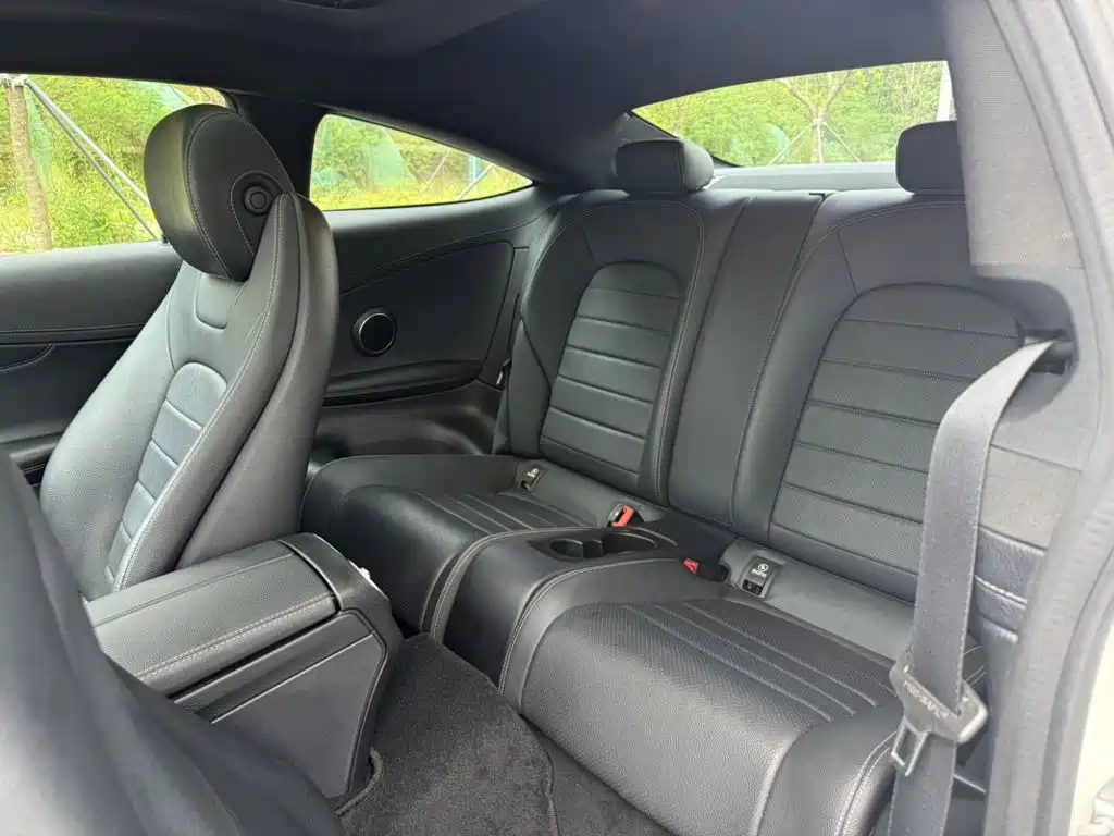 Mercedes-Benz C-Class (Import) — миниатюра 5