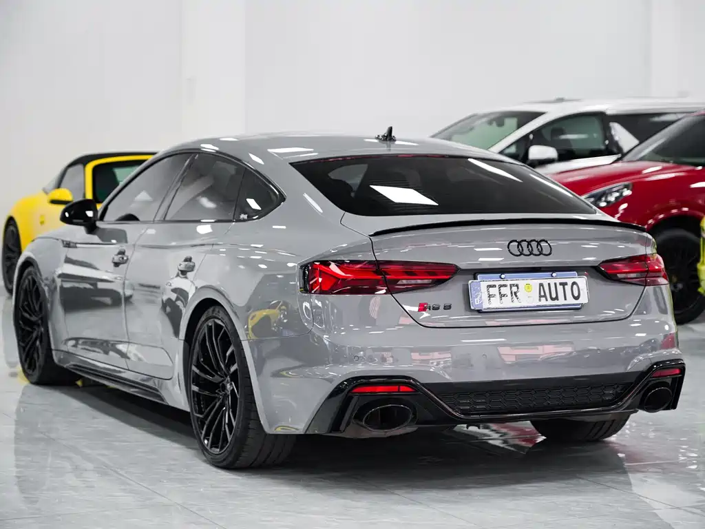 Audi RS 5 2022 — фото 3