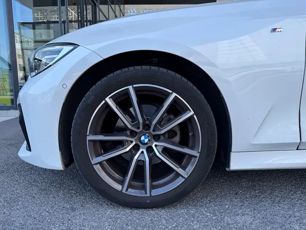 BMW 3 Series — миниатюра 11