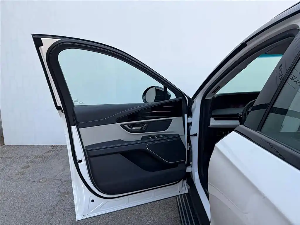 Lincoln Nautilus 2025 2.0T