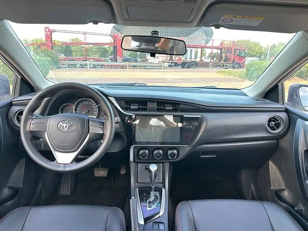 Toyota Corolla — миниатюра 9