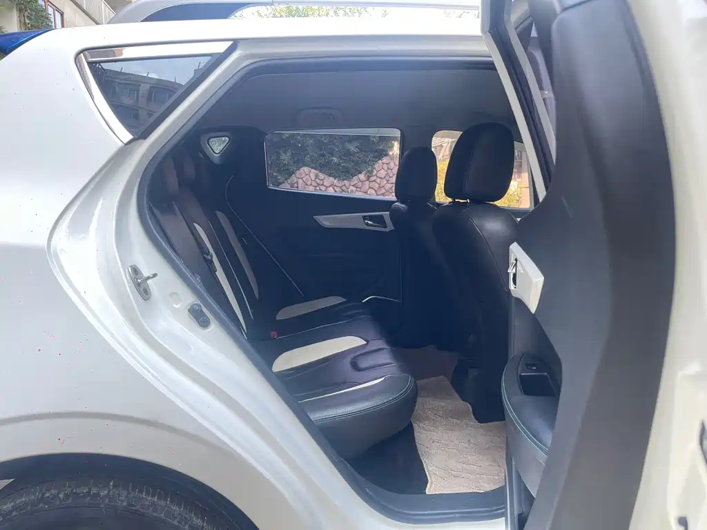 JAC Цзян Вэй EV6S — миниатюра 14