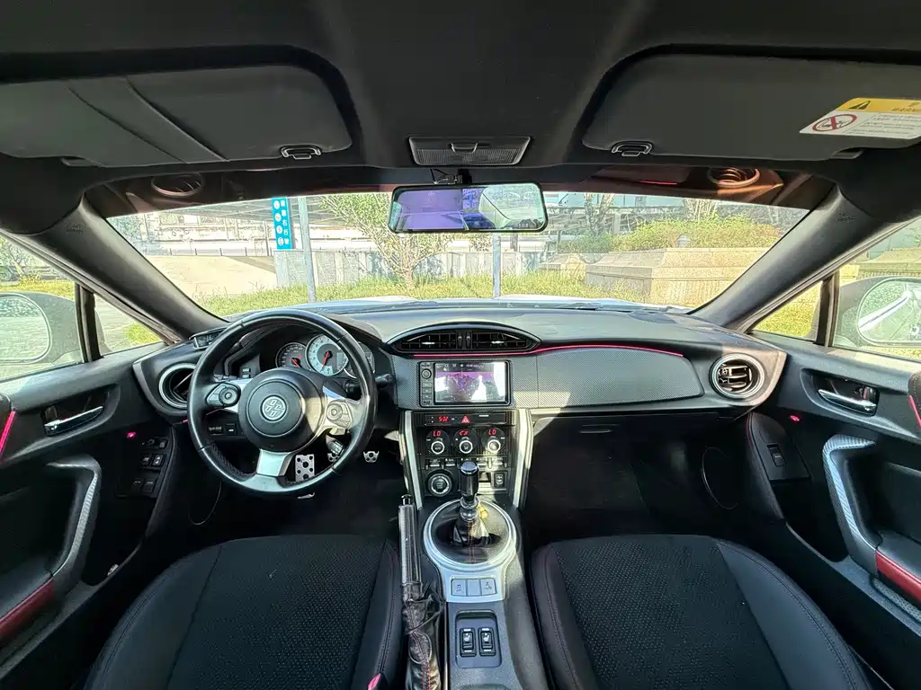 Toyota 86 — миниатюра 5
