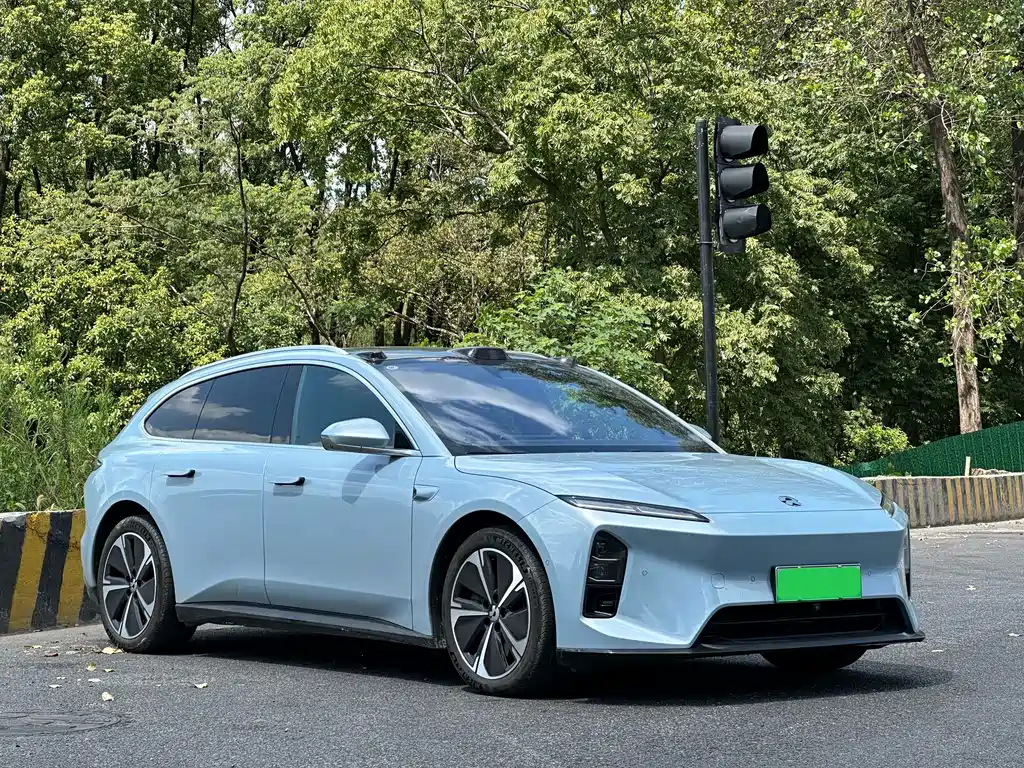 NIO ET5T — миниатюра 3