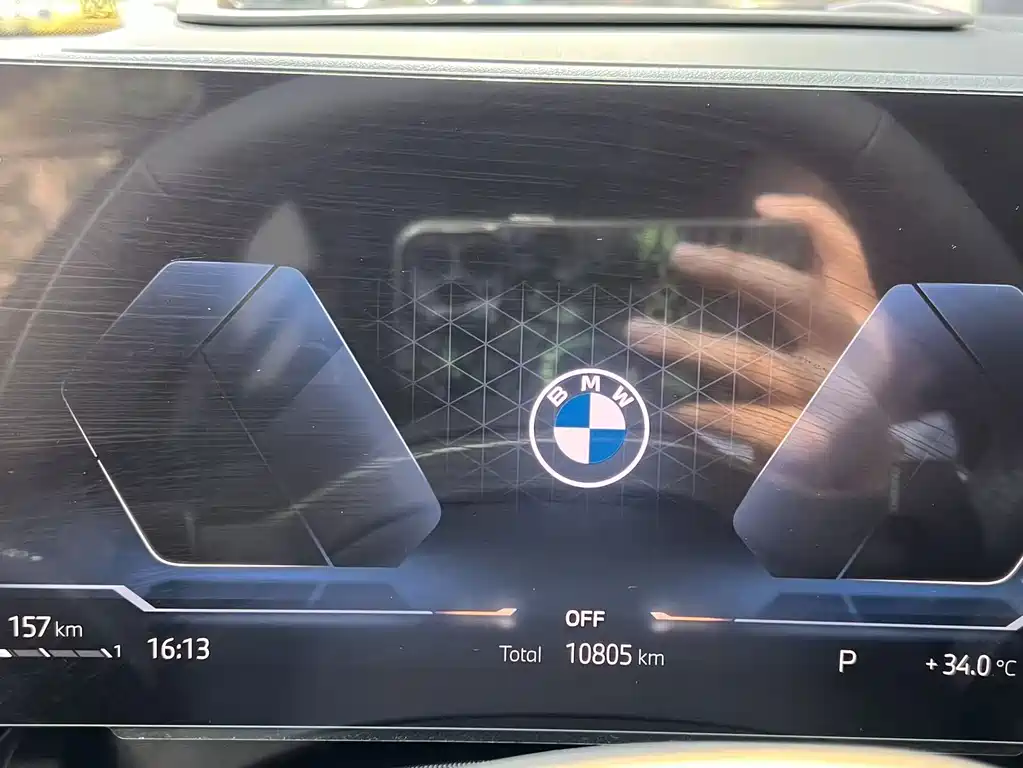 BMW 5 Series — миниатюра 17