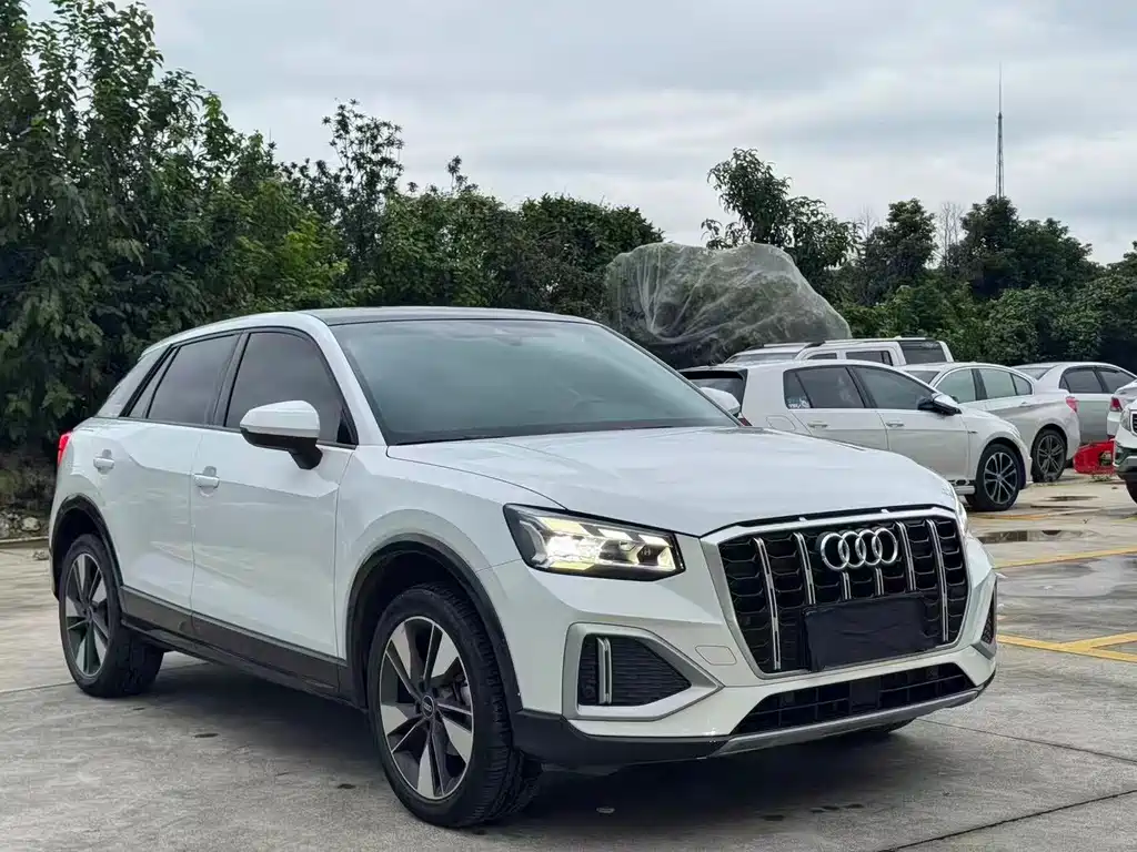 Audi Q2L — миниатюра 3