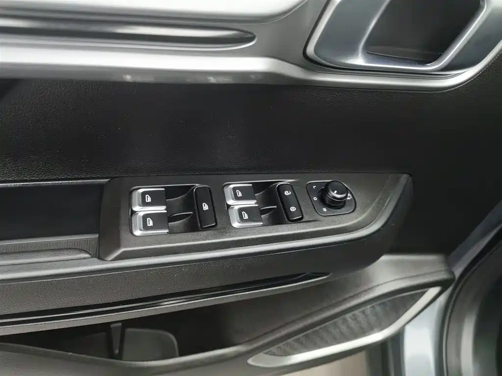 Geely Haoyue 2020 1.8TD DCT Luxury 7 мест