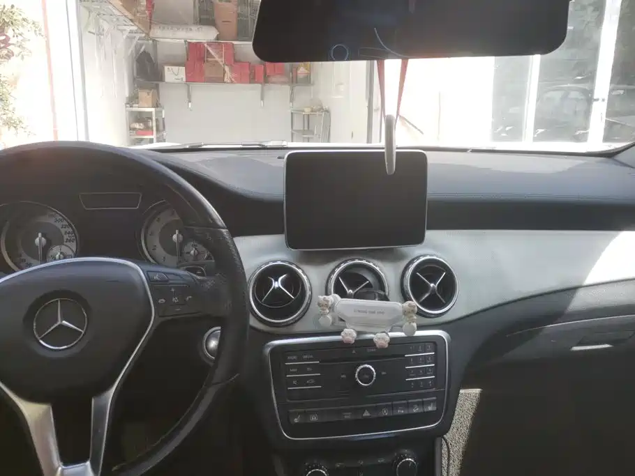 Mercedes-Benz GLA — миниатюра 13