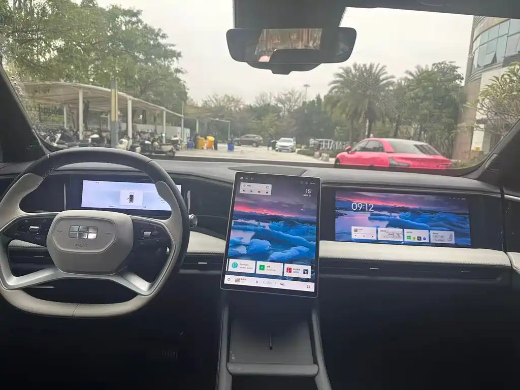 GEELY GALAXY GALAXY L7