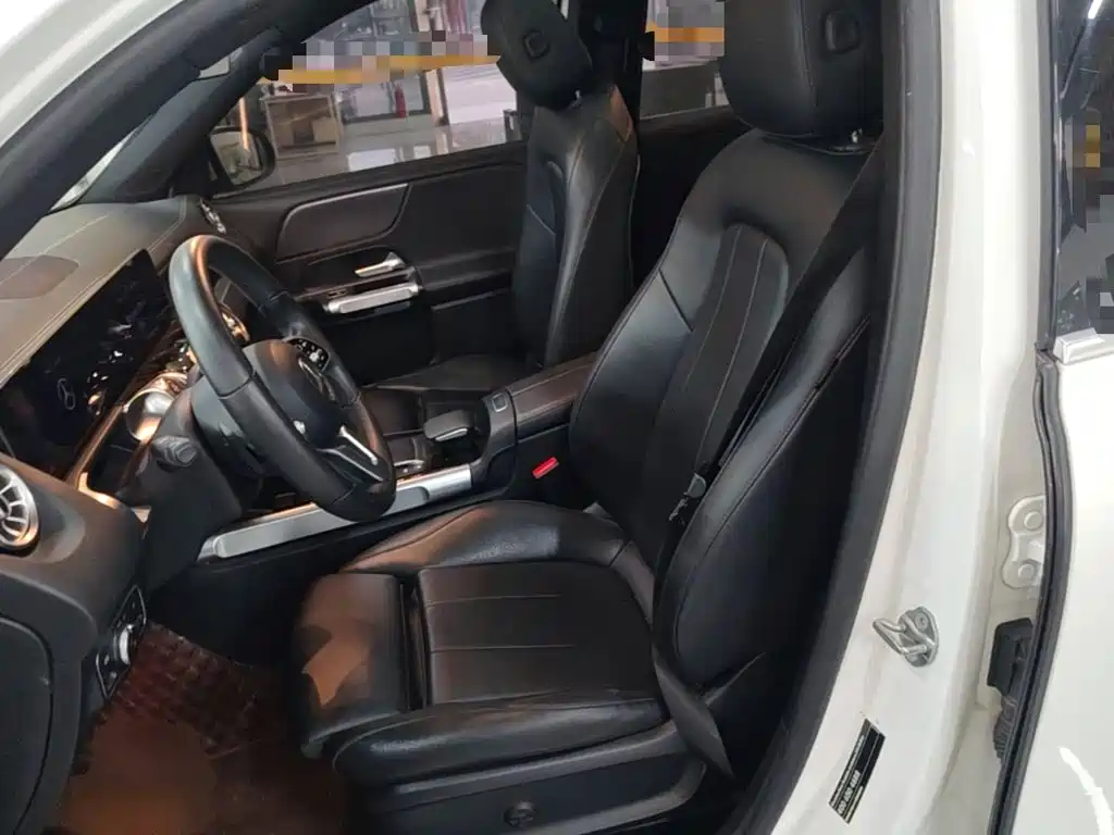 Mercedes-Benz GLB — миниатюра 15