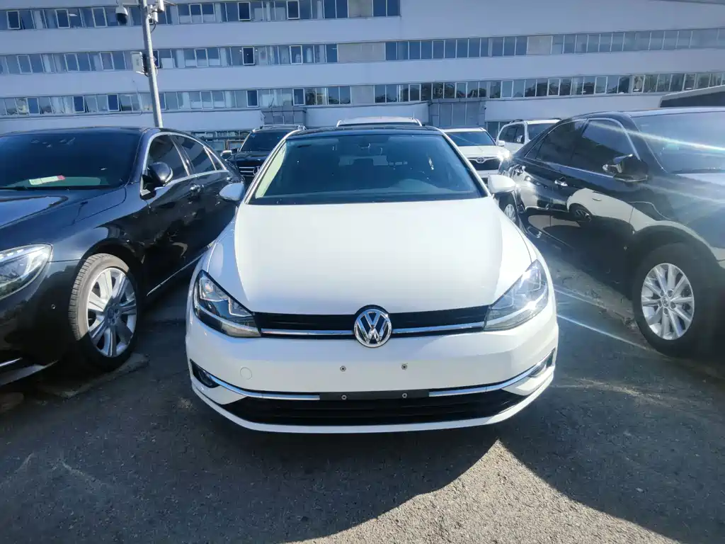 Volkswagen Golf — миниатюра 2