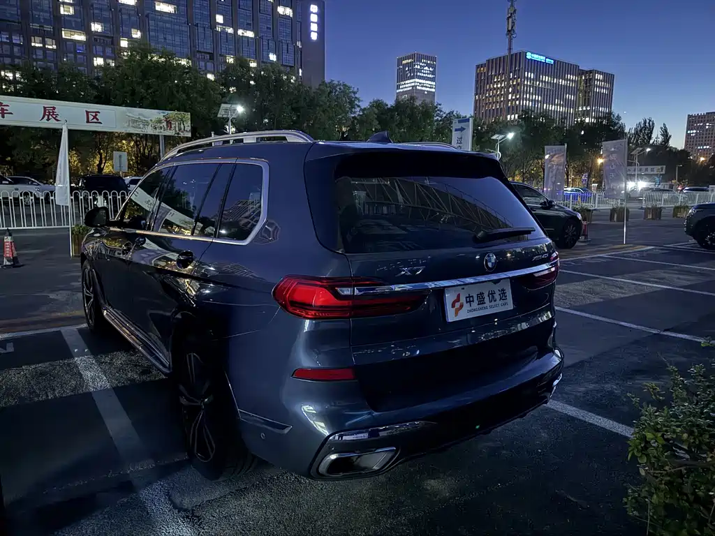 BMW X7 — миниатюра 5