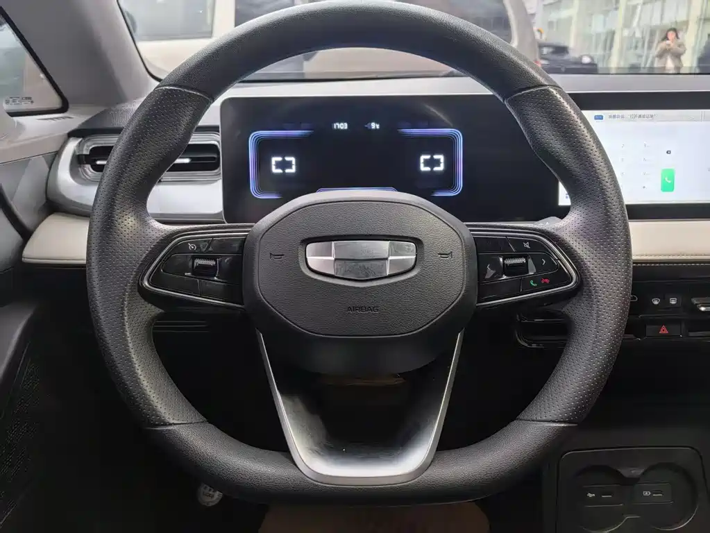 GEELY GEOMETRY E FIREFLY