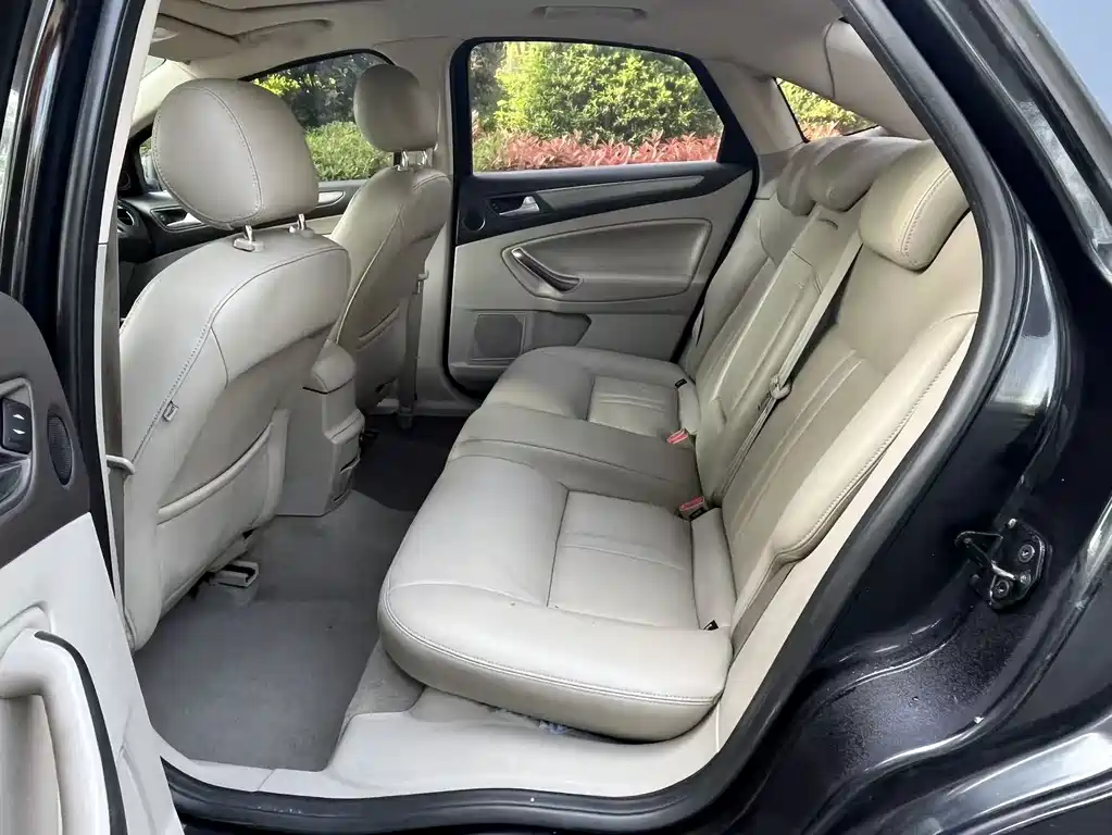 Ford Mondeo 2013 2.3L Fashion