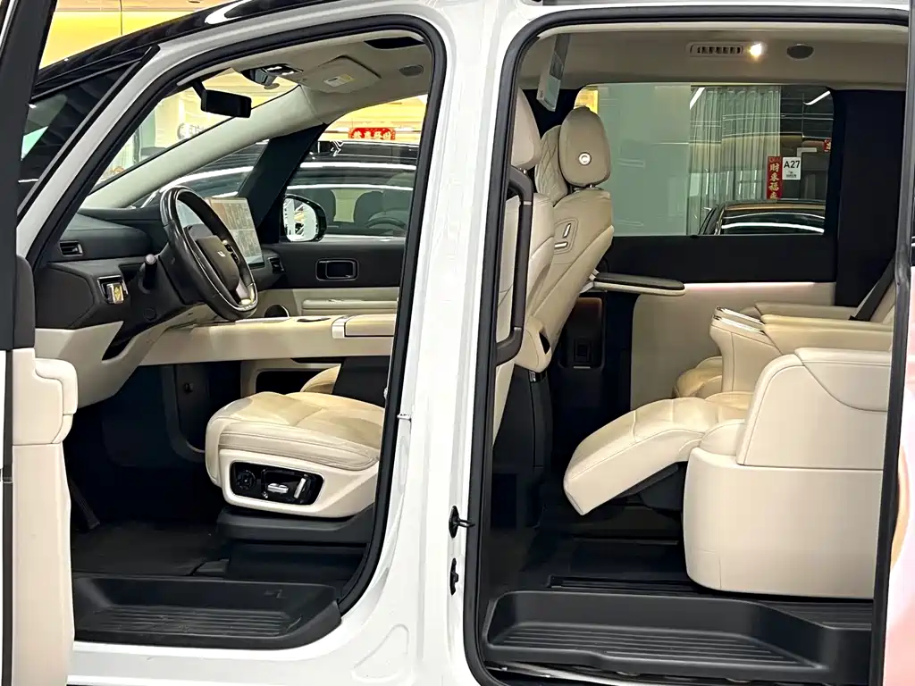 Li Auto Li MEGA — миниатюра 8