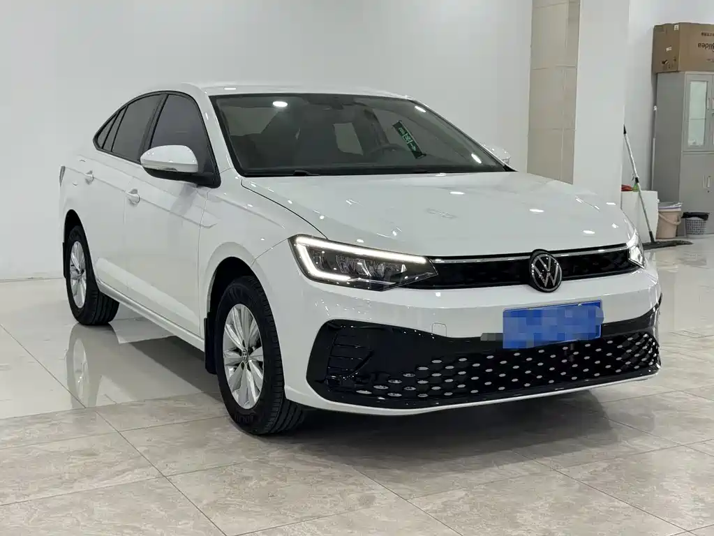 Volkswagen Lavida — миниатюра 3