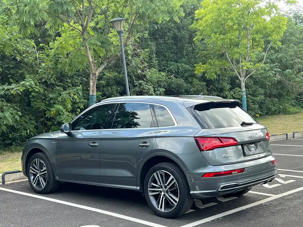 Audi Q5L — миниатюра 14