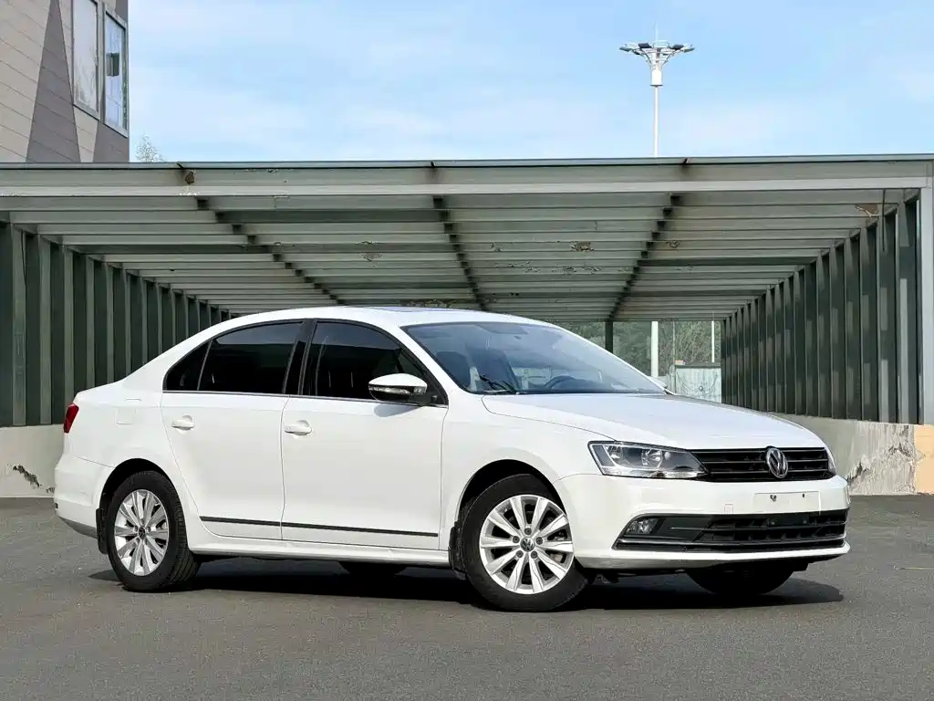 Volkswagen Sagitar — миниатюра 6