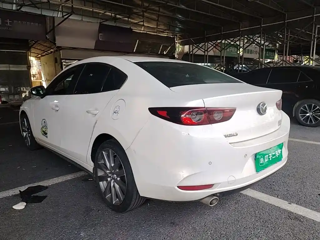 Mazda 3 Axela — миниатюра 5
