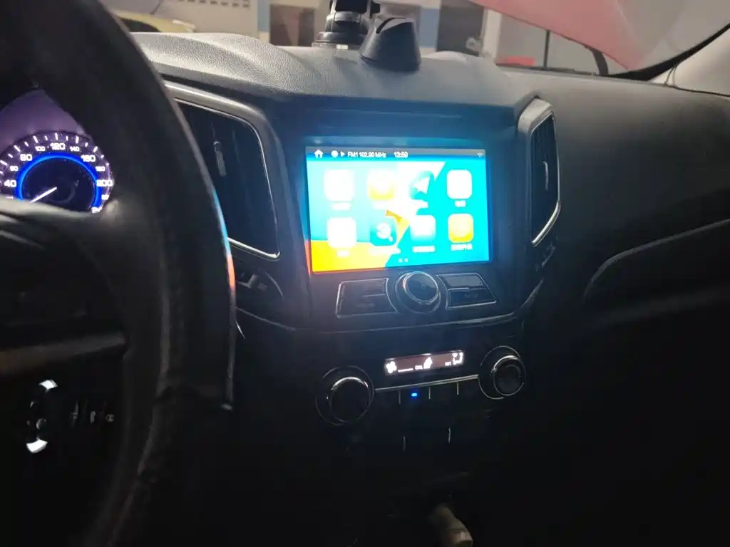 Changan CS15 — миниатюра 9
