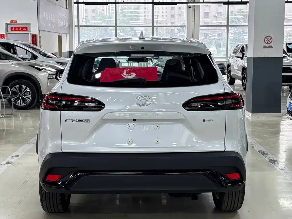 Toyota Frontlander 2026 2.0L Lead PLUS